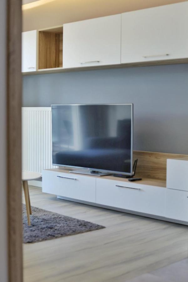 Capital Towers - Apartament Green Z Widokiem Na Rzeke Жешув Экстерьер фото